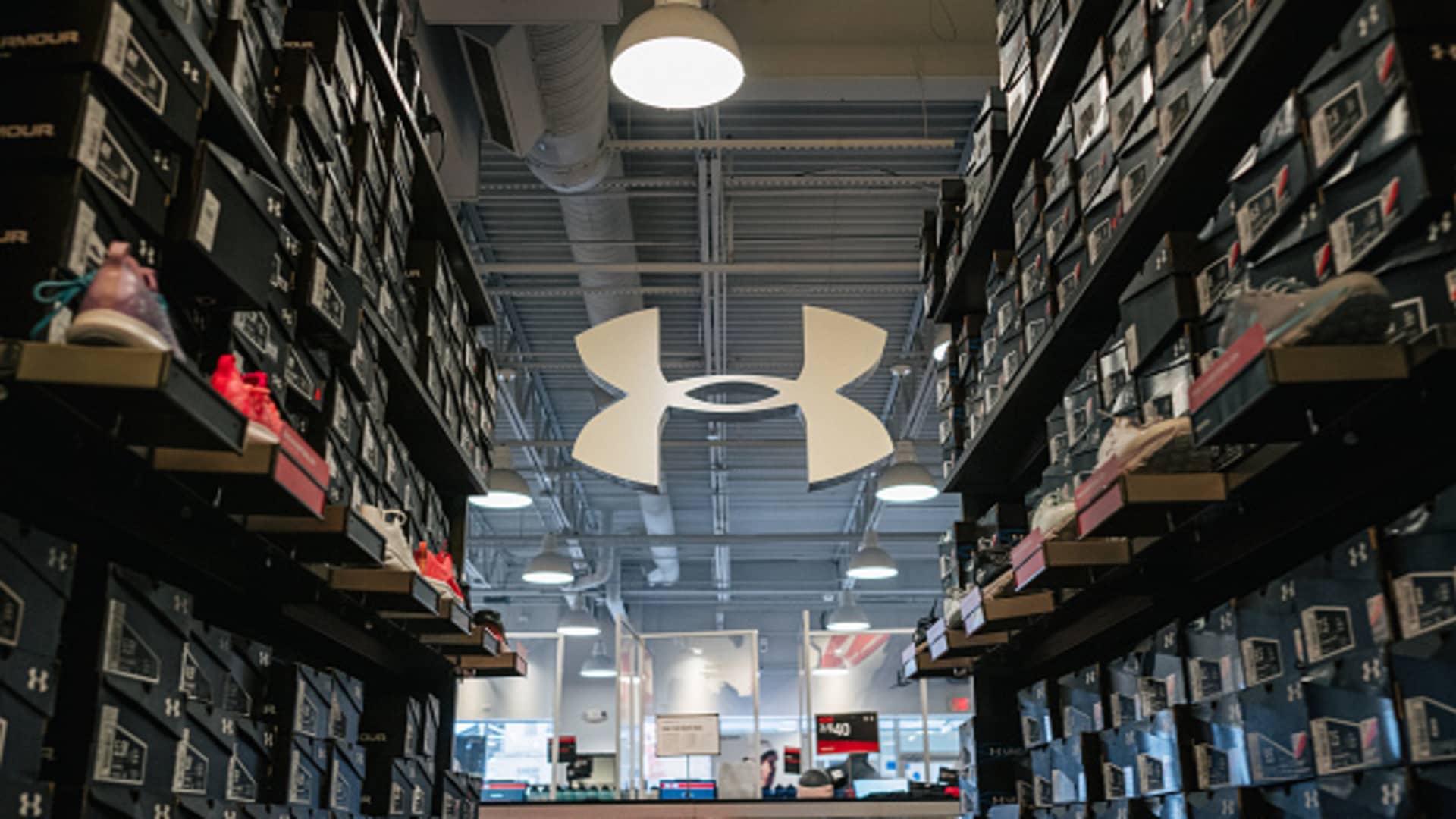 under-armour-misses-sales-expectations,-swings-to-unexpected-loss-due-to-supply-chain-woes