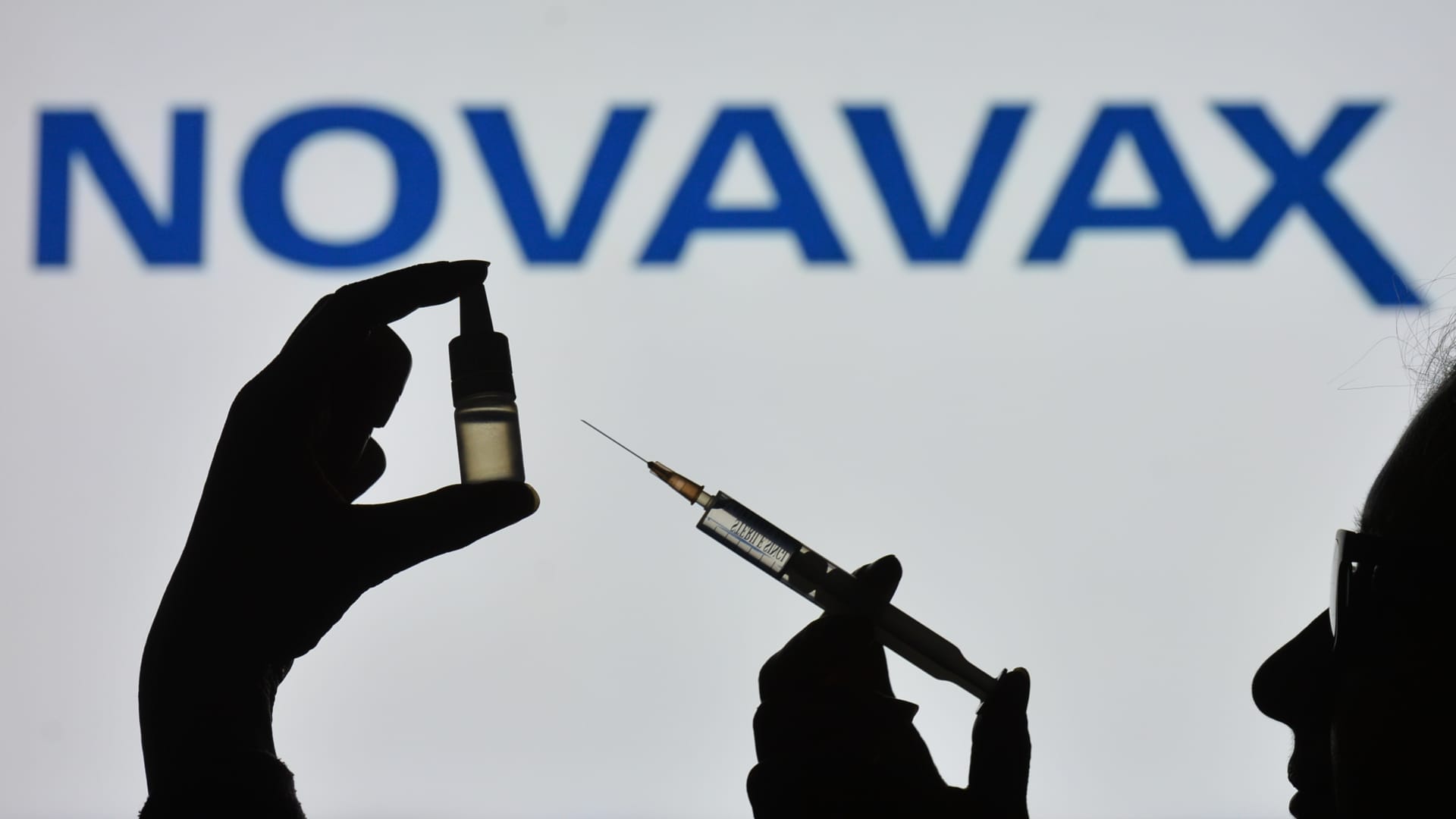 novavax-cuts-2022-revenue-guidance-in-half,-stock-tanks-in-after-hours-trading