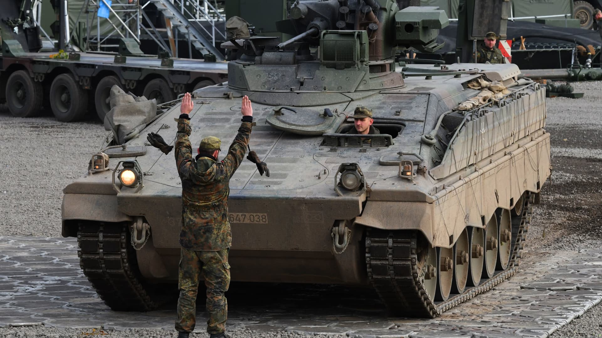 germany-promised-ukraine-weapons-but-hasn’t-delivered.-now,-anger-toward-berlin-is-rising