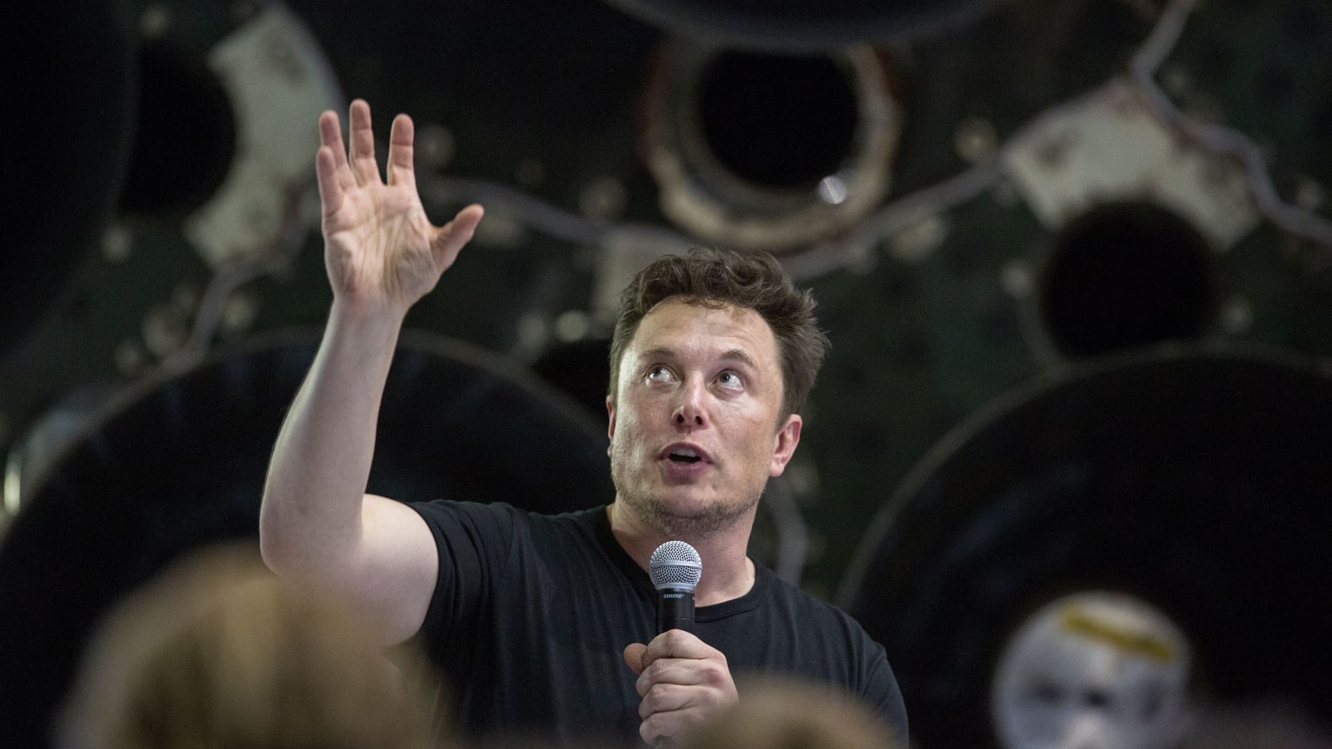 elon-musk-testifies-he-would-have-sold-spacex-stock-to-take-tesla-private-in-2018